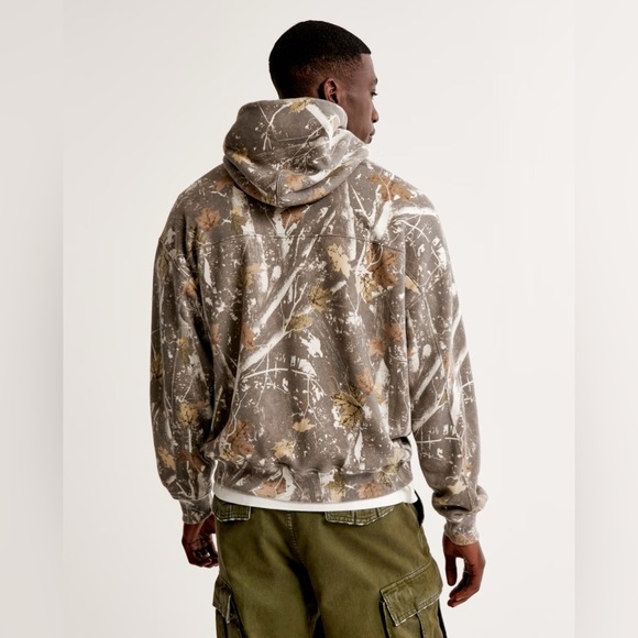 Abercrombie & Fitch Essential Popover Hoodie gray camo XS
NWT - Picture 3 of 3